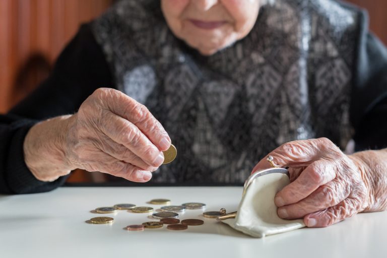 Medida provisória abre crédito de R$ 3,3 bilhões para ressarcir aposentados e pensionistas