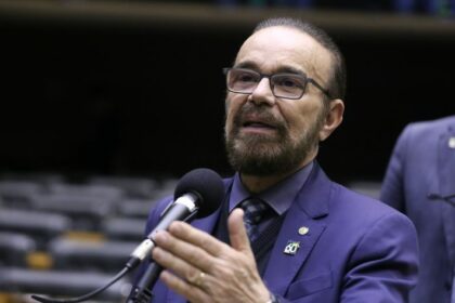 Comissão aprova projeto que prevê o direito de escolha da pessoa idosa sobre formas de cobrança